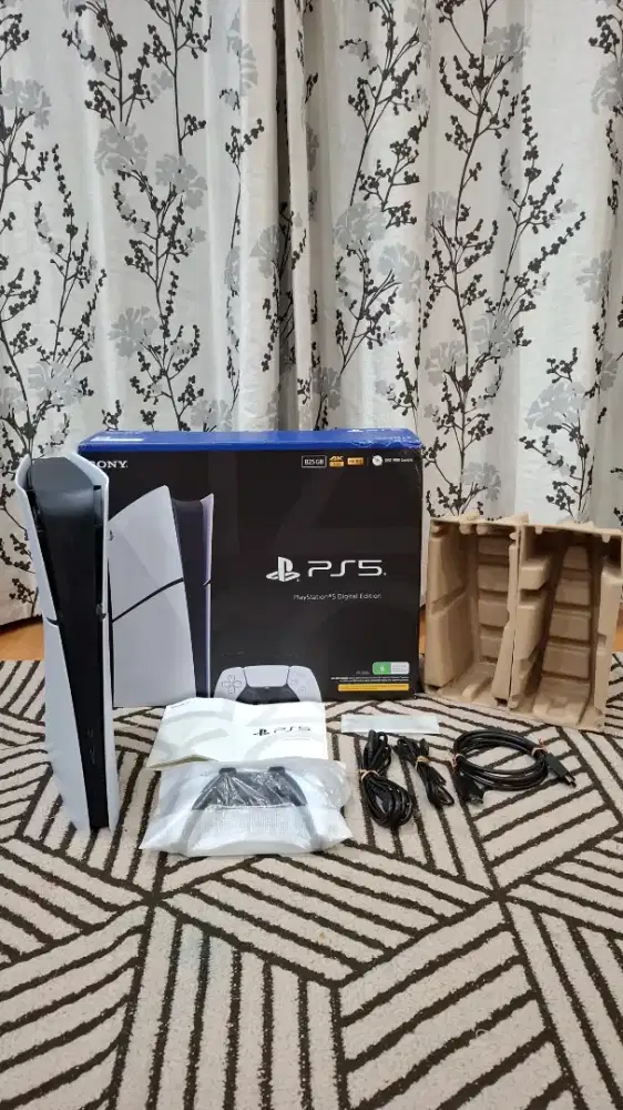 PS5 / PS 5 / PLAYSTATION 5
