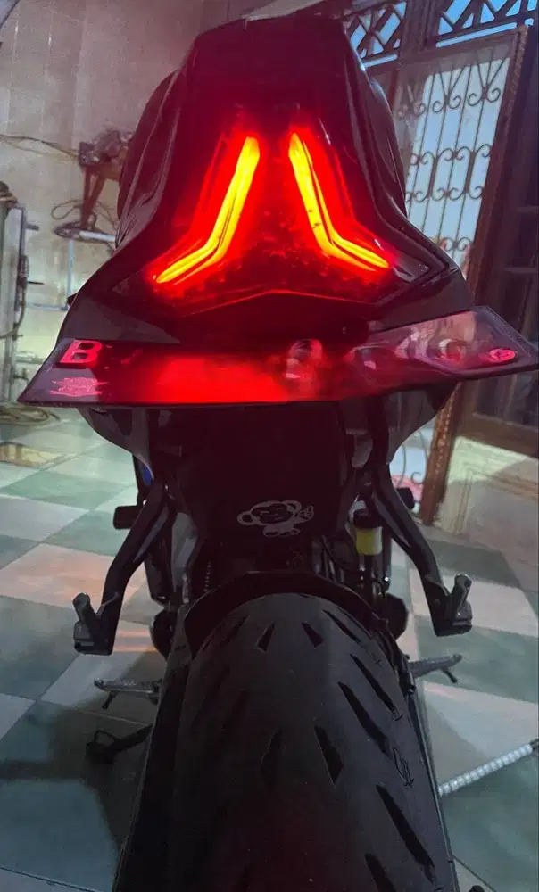 KAWASAKI ZX25R SE ABS 2021Biru