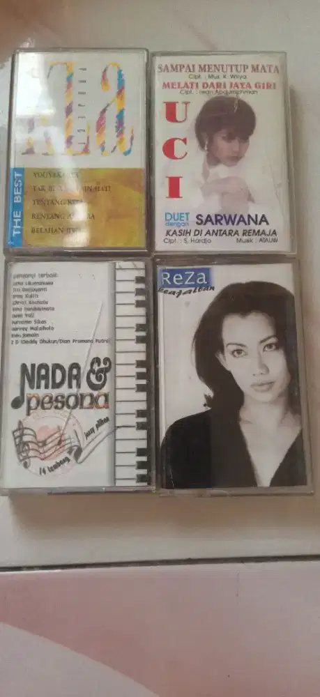 Casette pita lagu pop
