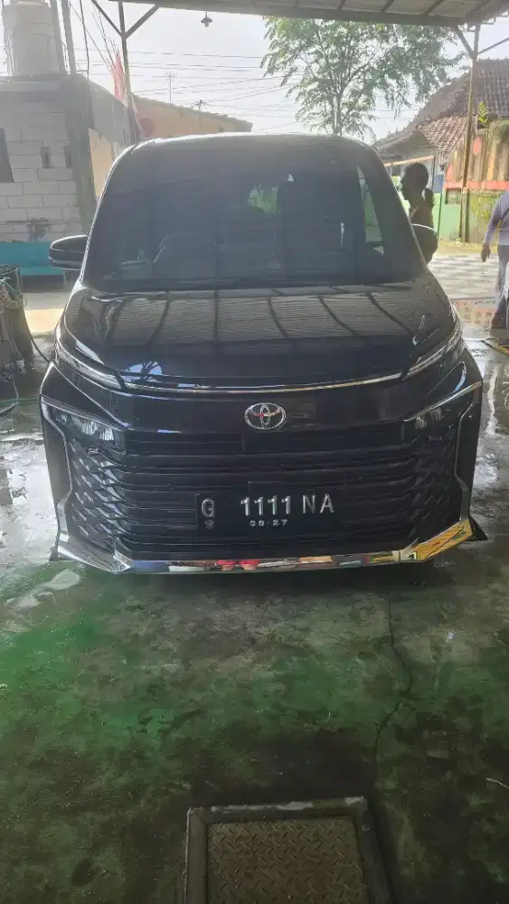 Toyota Voxy 2022 Km 20000