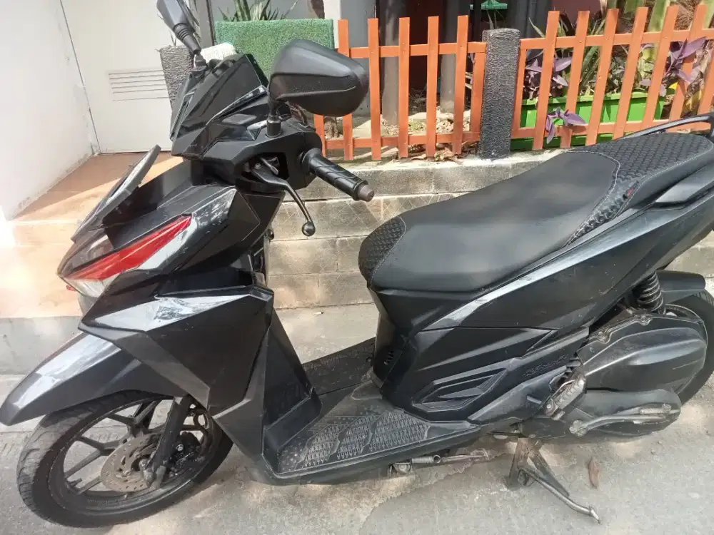 vario 125 led old