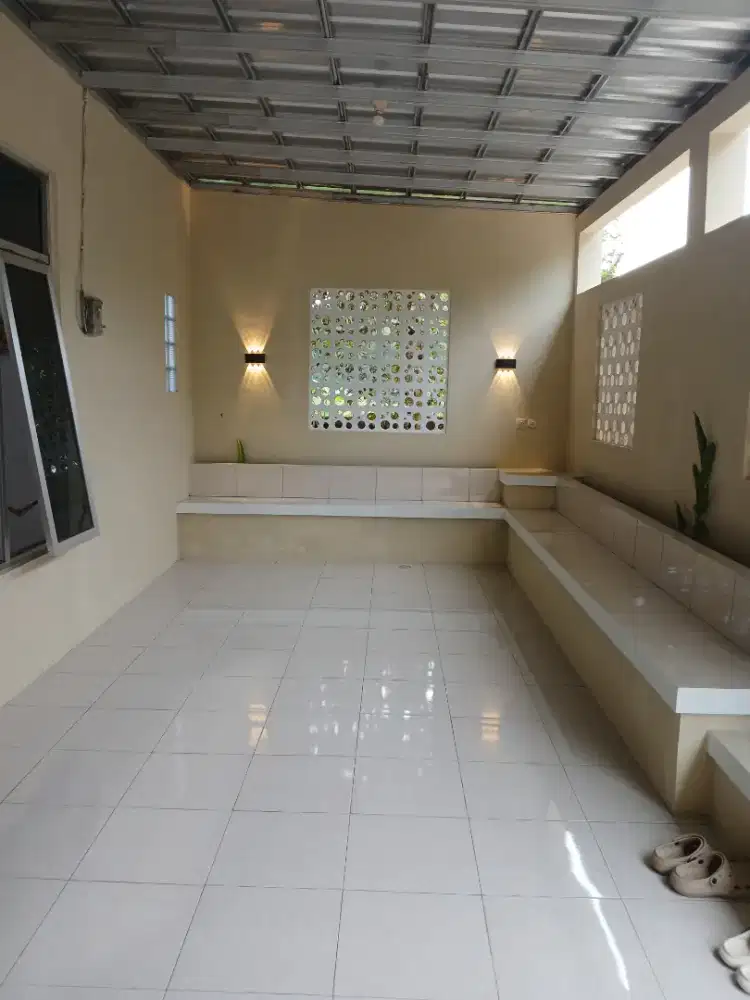 Dikontrakkan/ Dijual