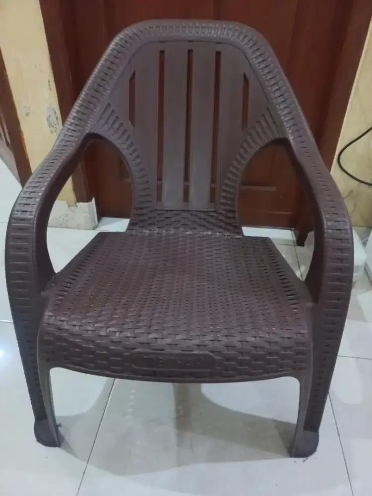 Kursi  plastik tabitha murah 3 kursi