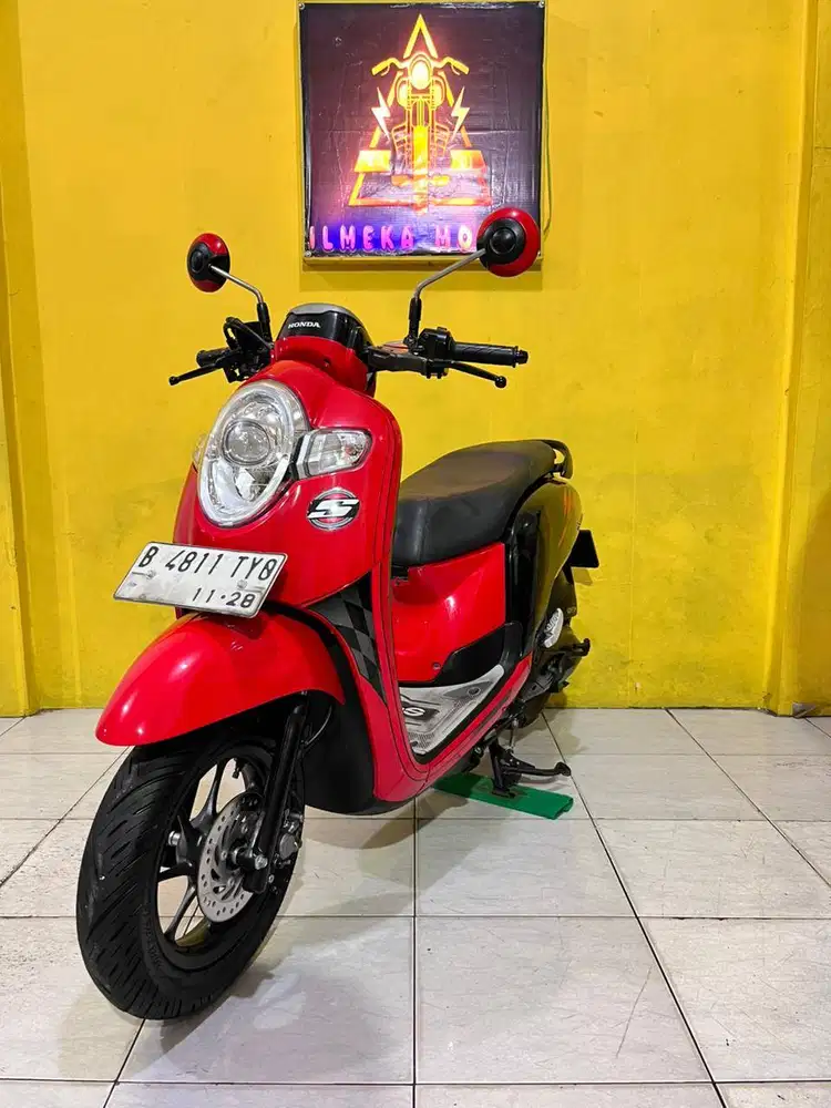 HONDA SCOOPY ESP TAHUN 2018 CASH & CREDIT