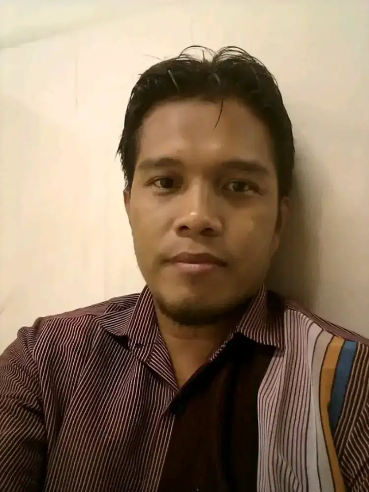 Mencari pekerjaan Driver pribadi / Kantor