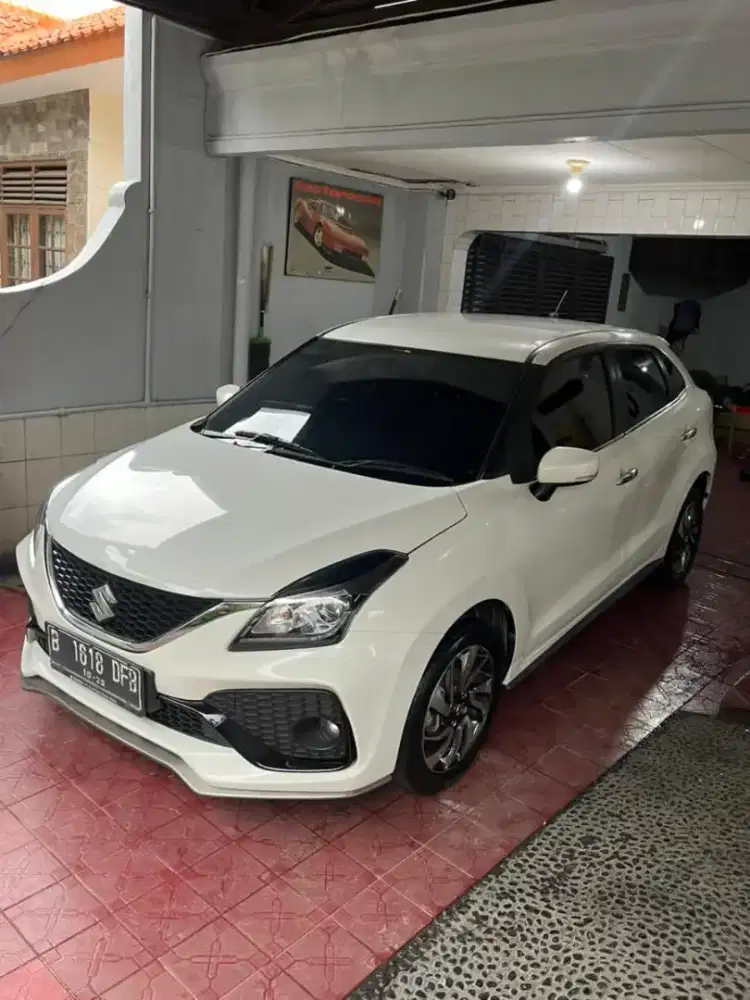Suzuki baleno 2021 matic putih