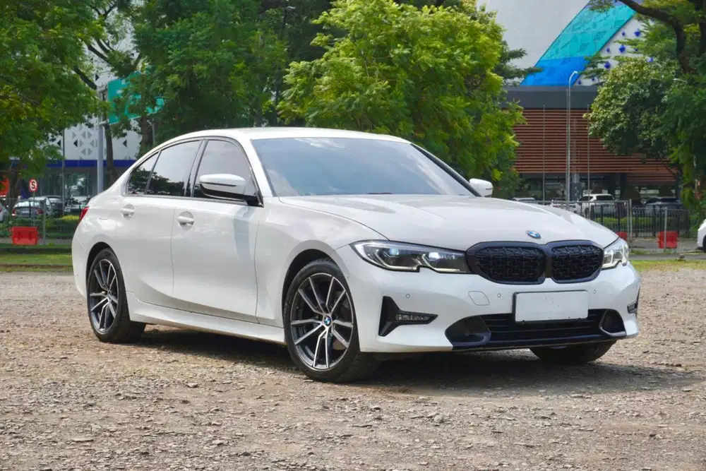 Istimewa ! 320i Sport Putih 2020/2021