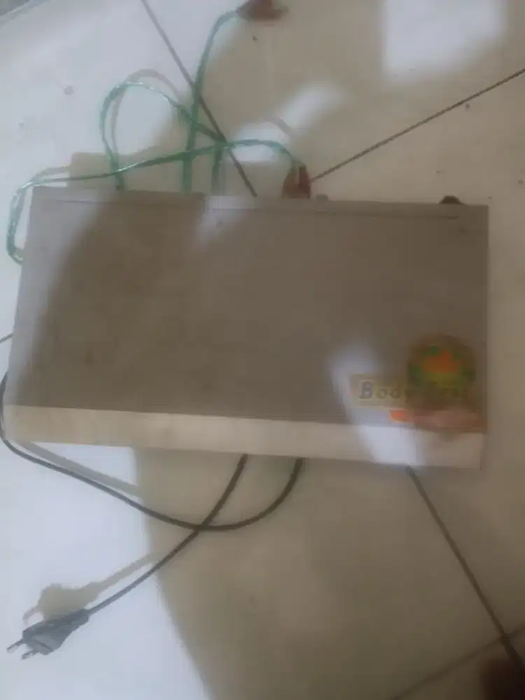 Televisi tabung merek LG dan dvd player