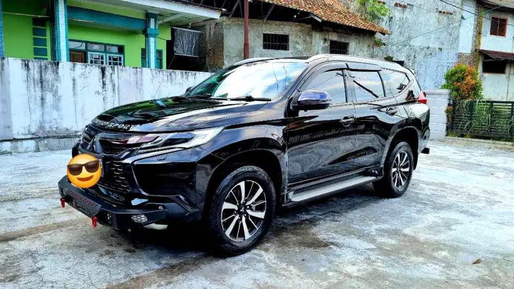 Pajero sport Dakar hitam 2016
