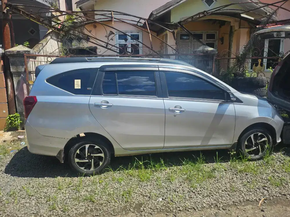 Daihatsu Sigra 2024
