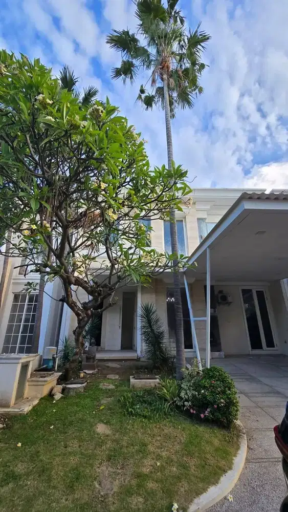 Dijual Rumah Lariz Wood Residence Pakuwon Indah  Surabaya Barat