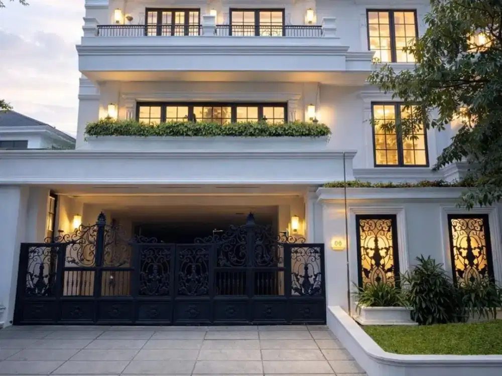 FOR SALE — BRAND NEW FURNISHED AMERICAN CLASSIC HOUSE DARMAWANGSA AREA (PRIME LOCATION)