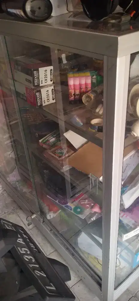 Rak kaca alumunium
