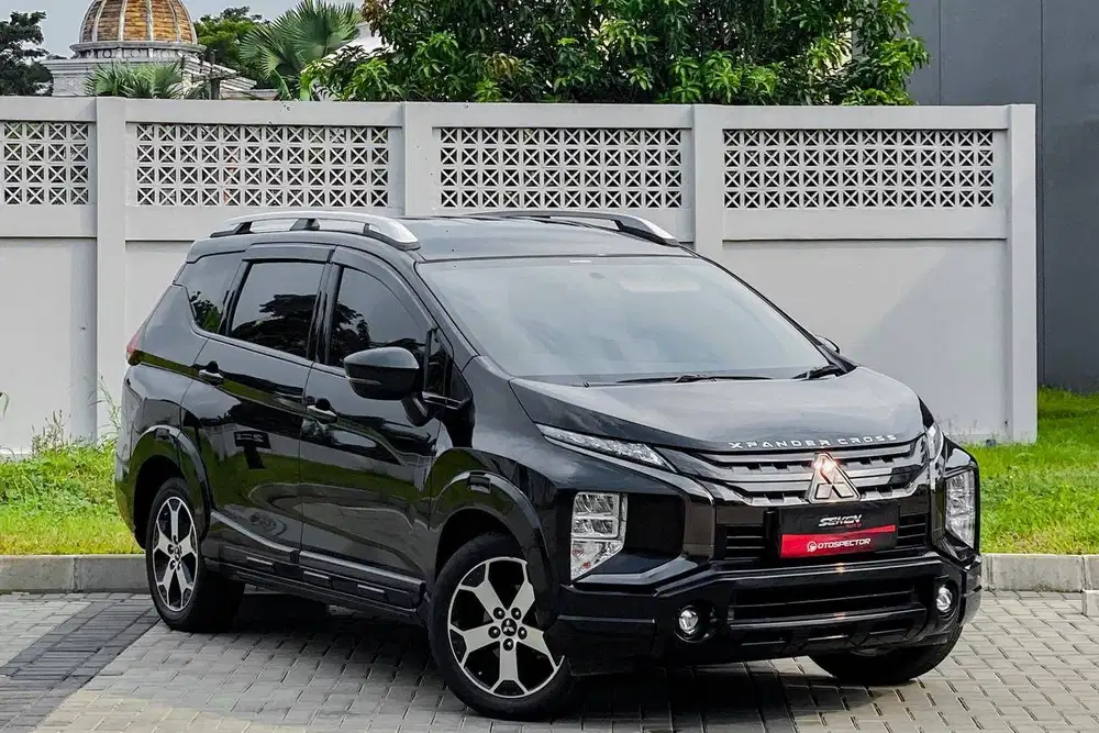 Mitsubish Xpander 1.5 Cross Premium Package AT Matic 2021 Hitam DP 9