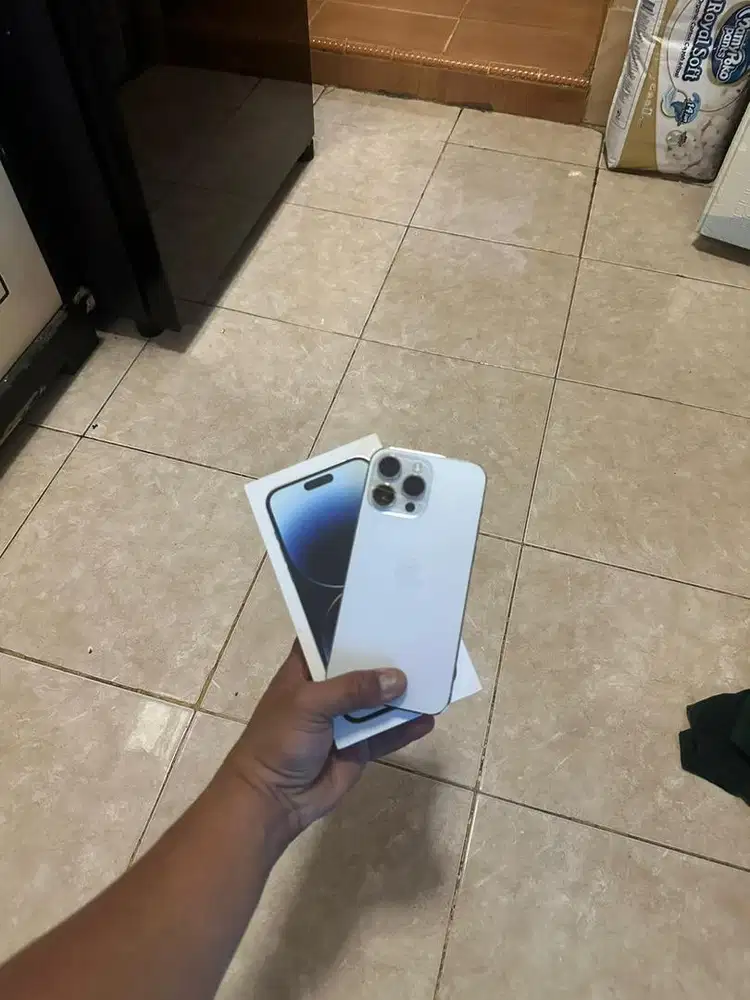 Iphone 14 promax 1tb beacukai ZP/A