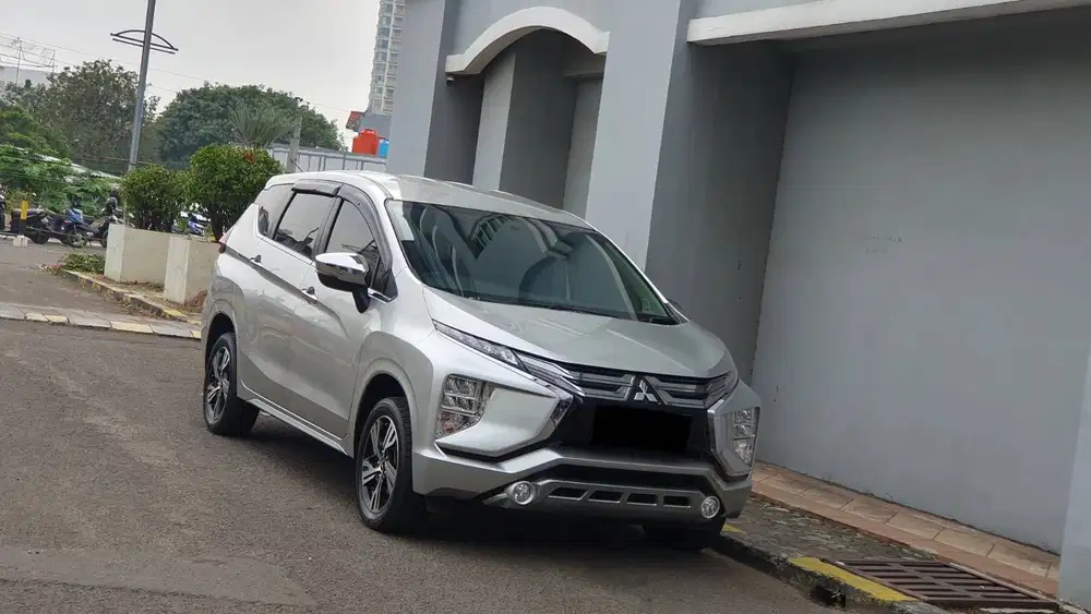 [ GARANSI 5TH ] Mitsubishi Xpander Ultimate 1.5 AT Silver 2020/2021