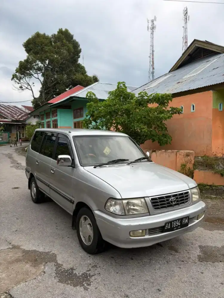 Toyota kijang lgx