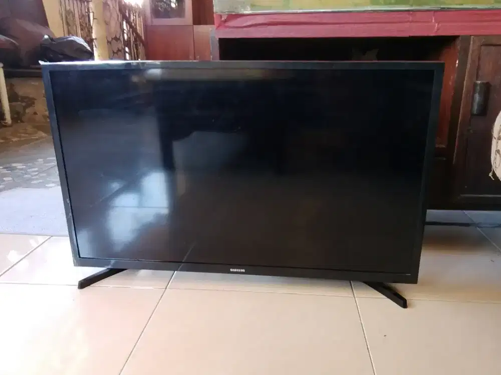 Jual mesin tv 32 inch + remote ori Samsung model UA32N4003K