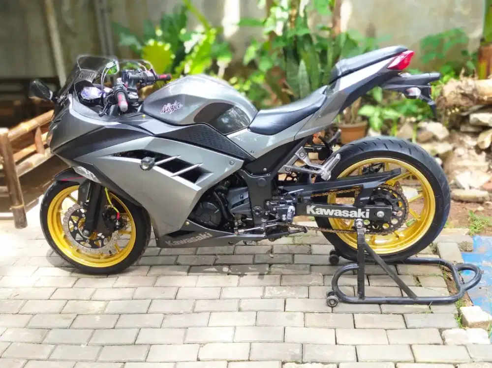 Ninja 250 Full Modif velg tapak lebar kaki depan dobel cakram Mewwwah