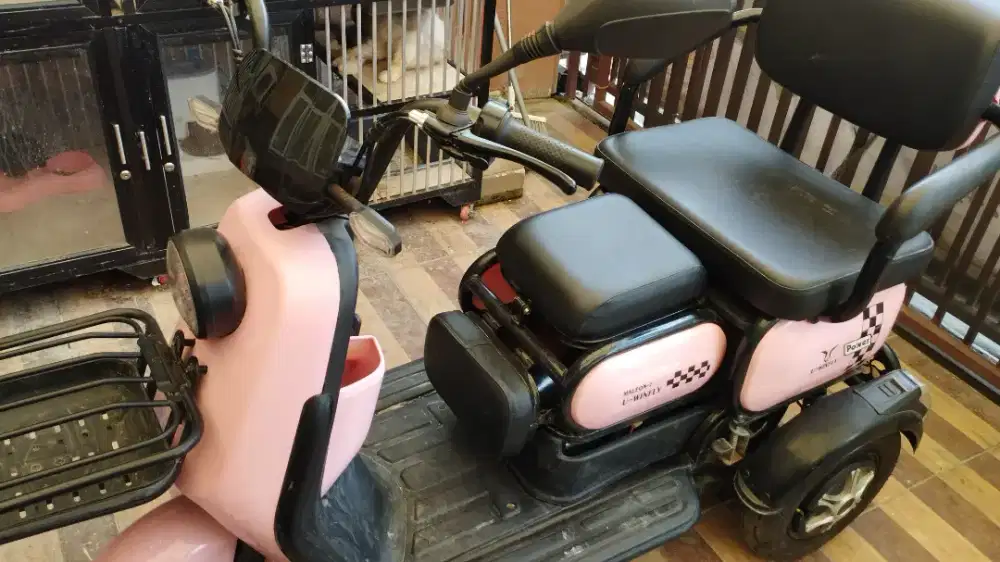 Sepeda Listrik Uwinfly Roda 3