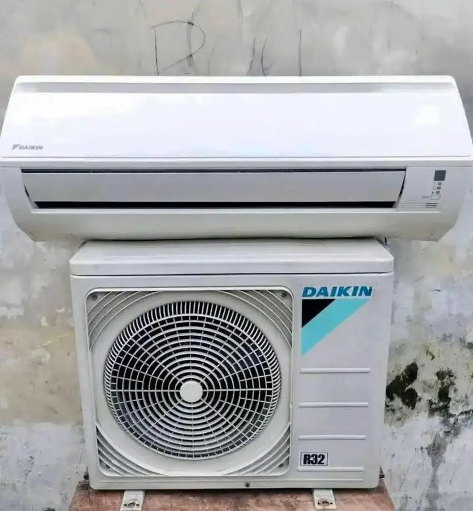 Jual ac daikin 1 pk ac blm lama pakai kren cutmer gnti ke 3/4 pk
