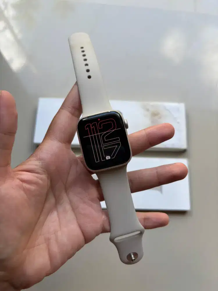 Apple Watch SE 2 44mm Starlight 2023 Fullset Ori  - Second Inter