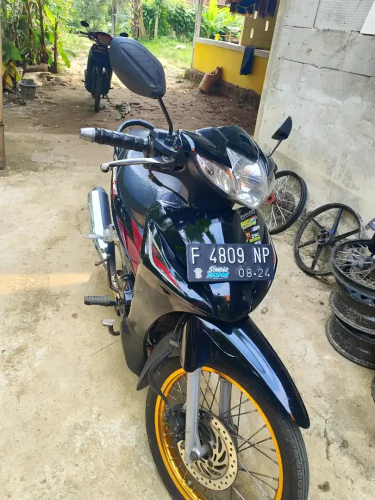 Revo 2011 kumplit Stnk aja poto Coopy