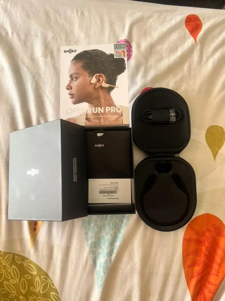 Case + Charging Cable Shokz OpenRun Pro Original