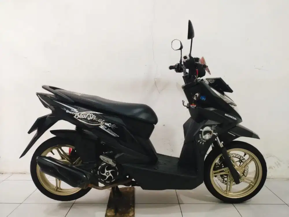 Honda beat street th 2017 top ganteng mulus