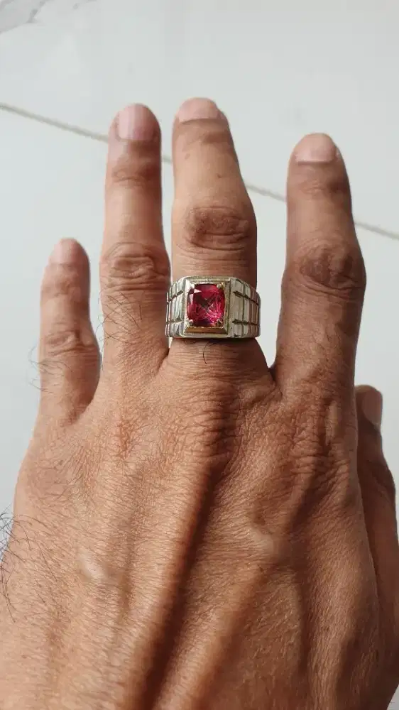 Batu Red Spinel