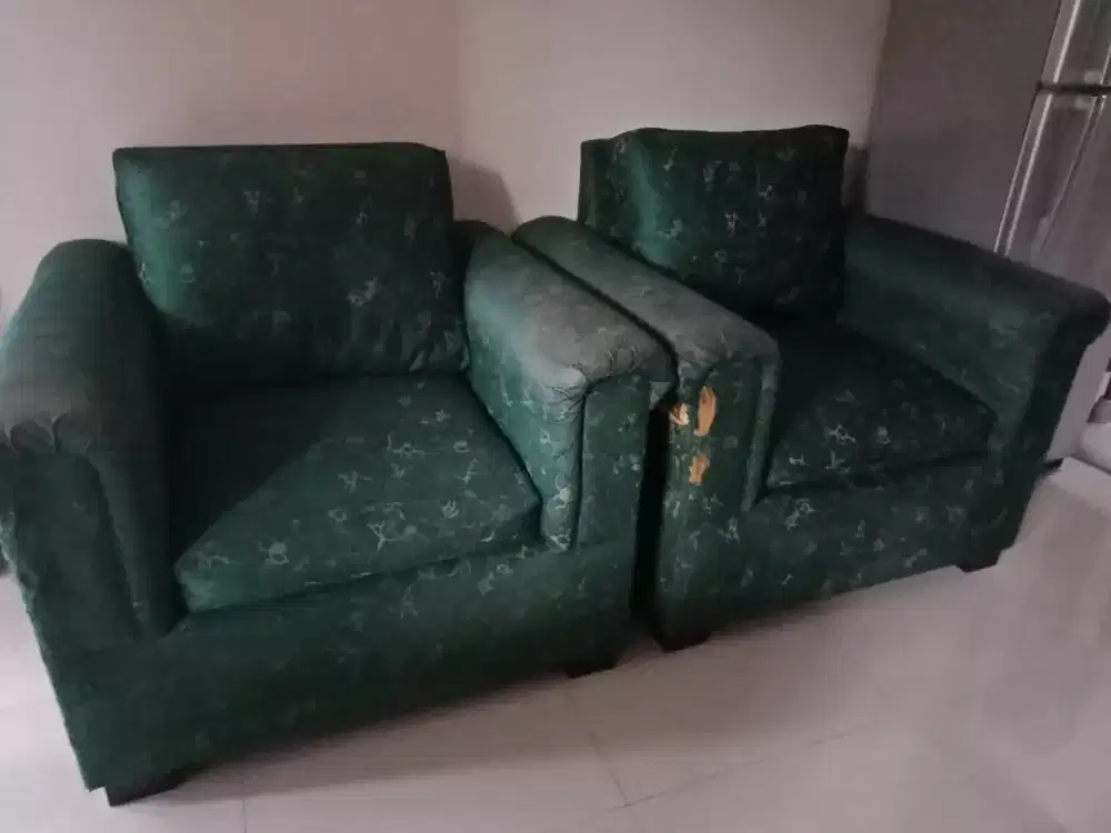 SOFA RUANG TAMU