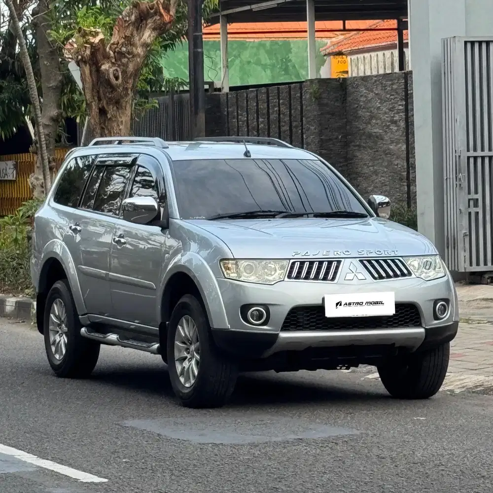 PAJERO SPORT 2010 / 2009 Matic Bagus Murah Kredit Bekas Surabaya Tgn1