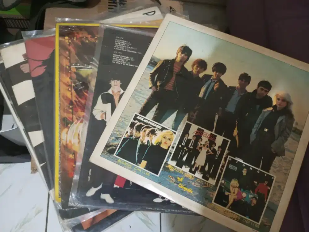 Vinyl piringan hitam 250k satuan bebas pilih