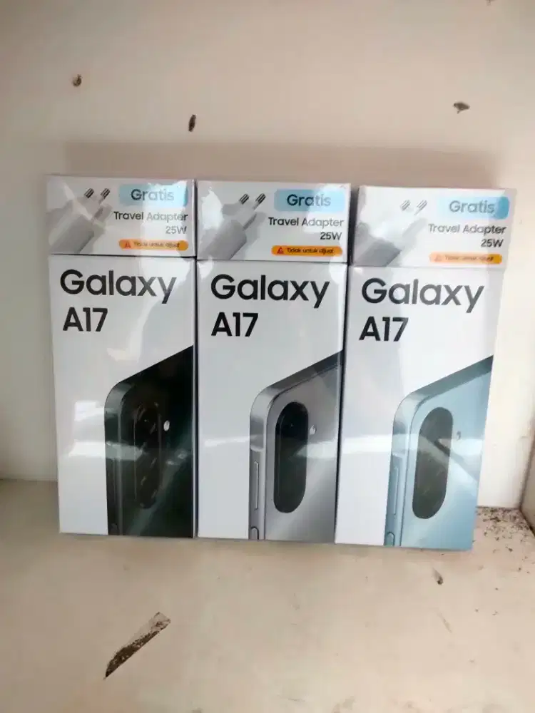 Smartphone Samsung New Galaxy A17 LTE 8+8/128