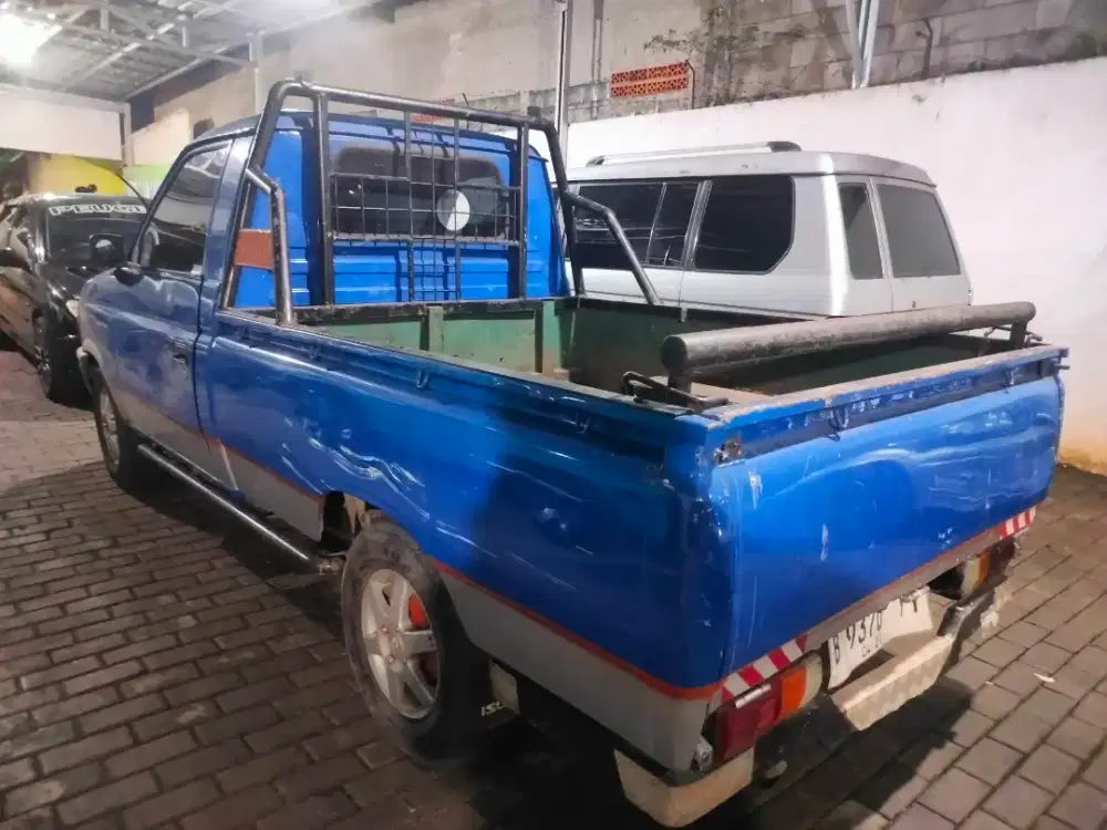 Isuzu panther bak th95