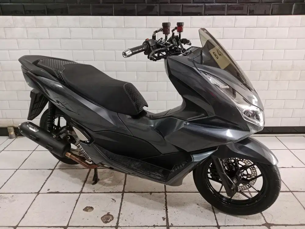 Di jual Honda pcx 160 tahun 2022