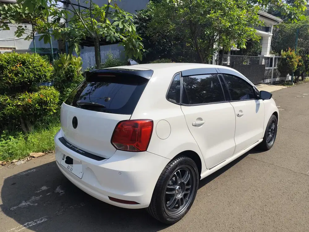 Volkswagen Polo 2016 Bensin