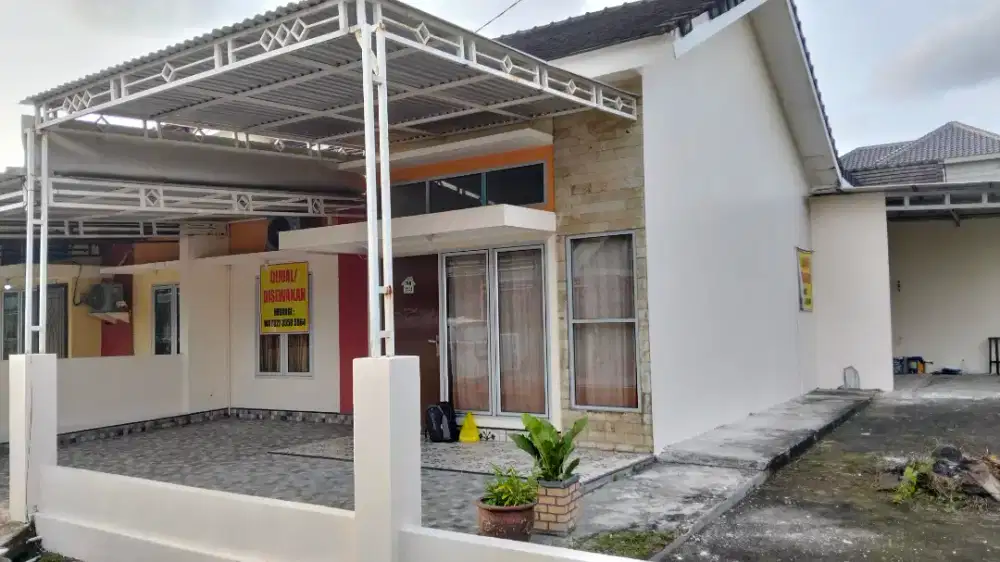RUMAH DIJUAL Lokasi Strategis