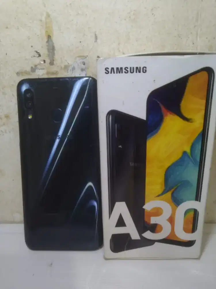 Samsung A30 4/64