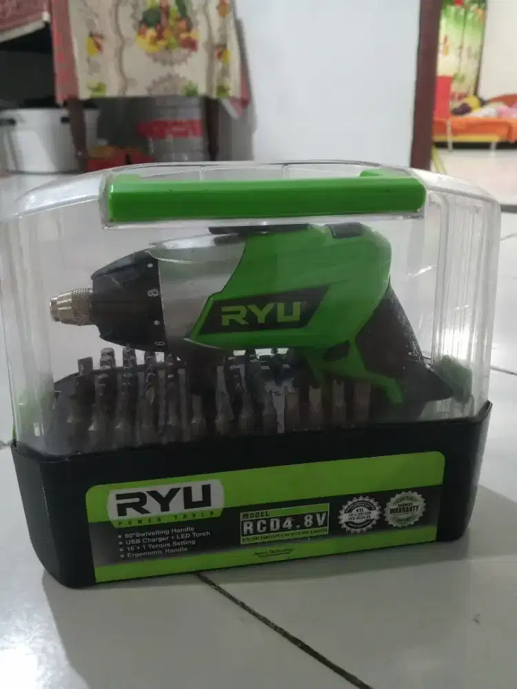 Bor Obeng Merk RYU