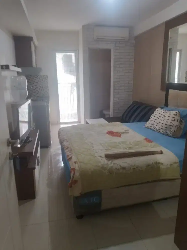 disewakan apartemen kalibata city studio full furnis twr Palem