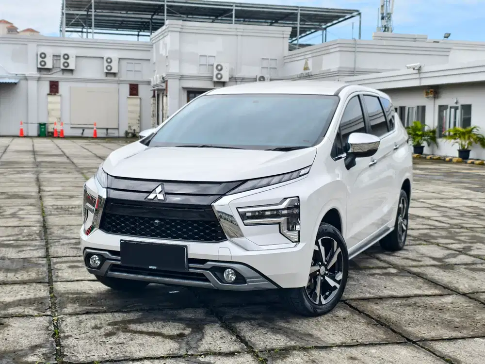 [12RB] MITSUBISHI XPANDER ULTIMATE MATIC PUTIH 2025 /2026