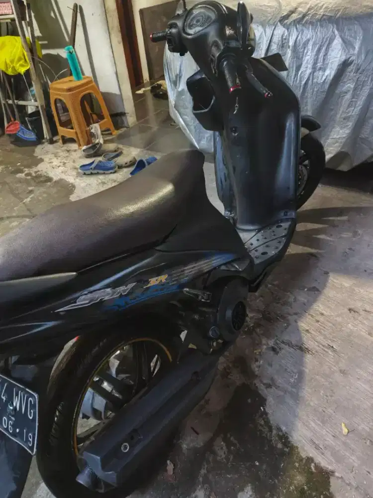 Suzuki spin 125 Lengkap