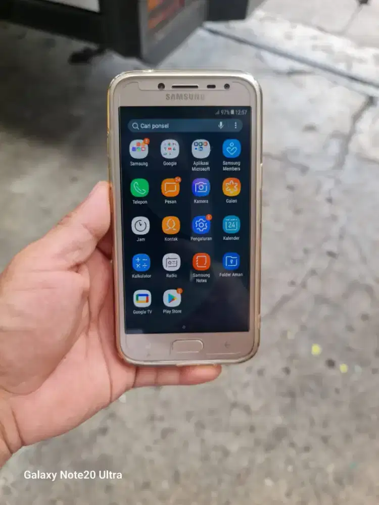 Jual butuh hp Samsung j2 pro ram 2/16 no minus lcd  masih ori