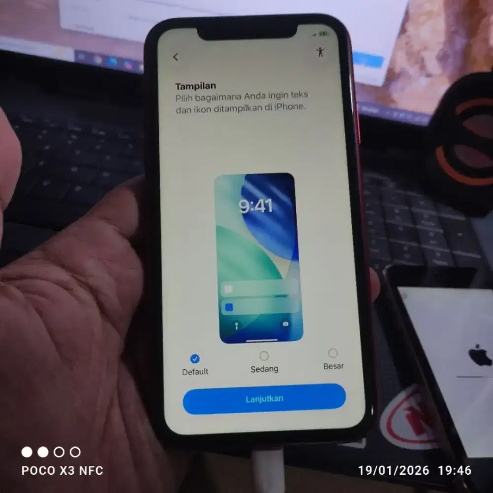 iphone 11 64 GB inter lock icloud