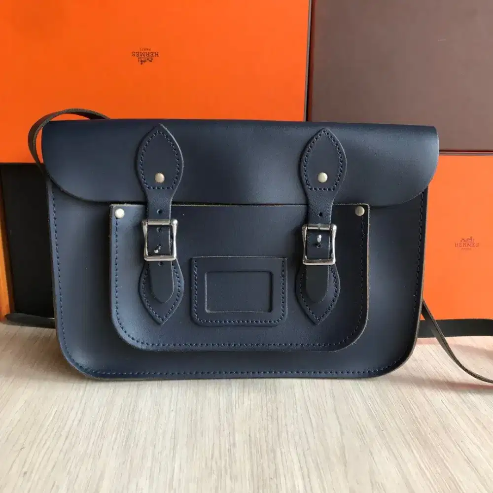 The Leather Satchel shoulder bag tablet tas original