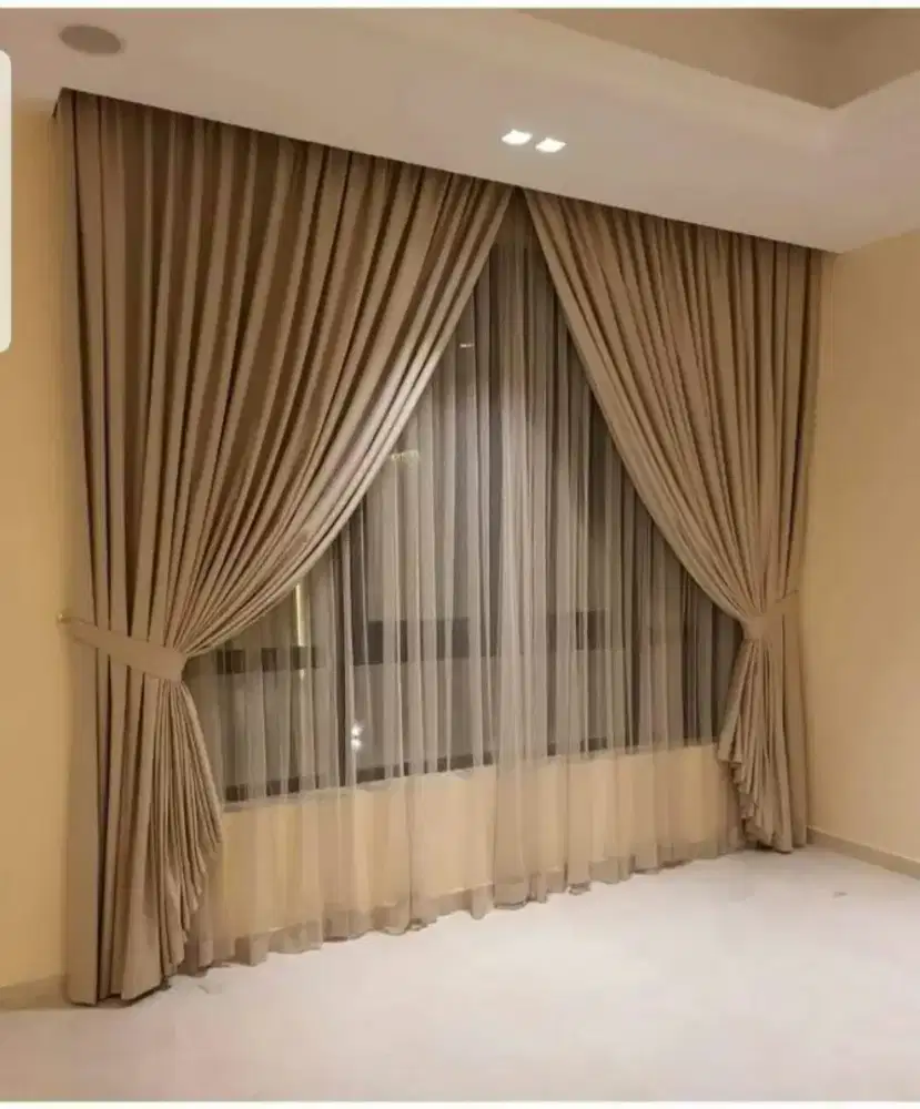 Pasang gordyn gorden murah vertikal roll blind jasa wallpaper dinding
