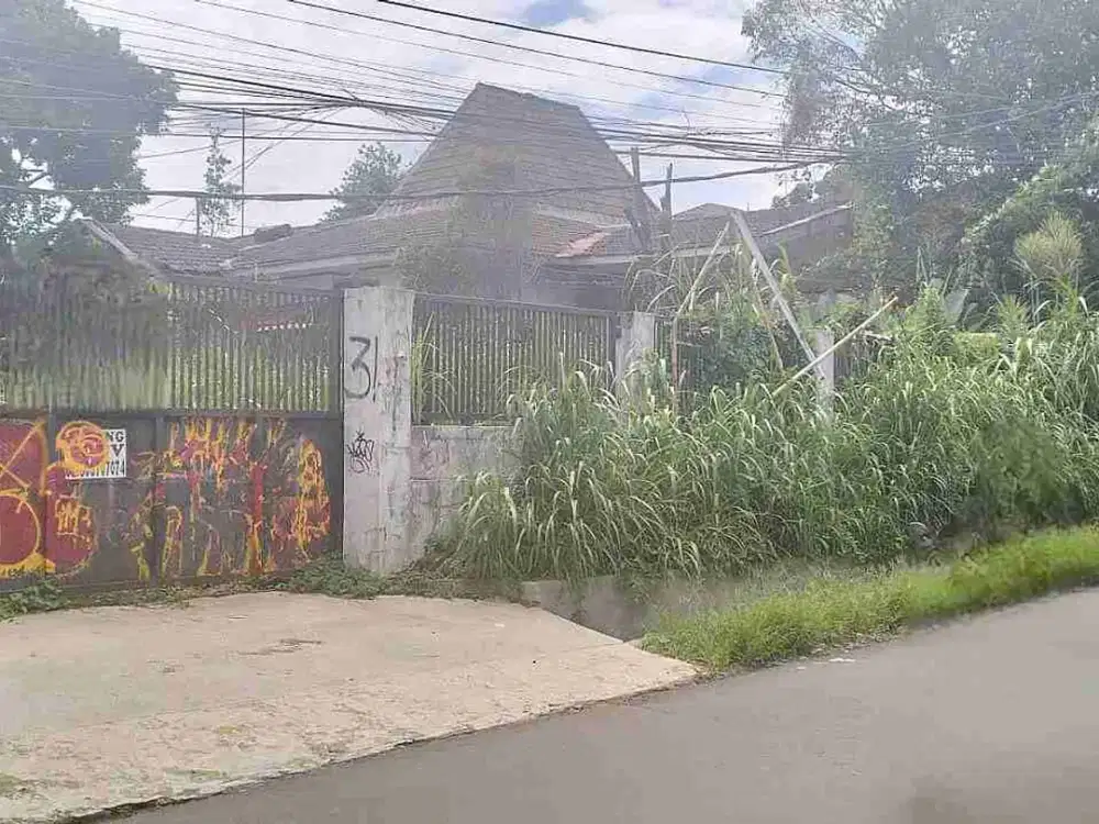 Dijual Cepat Tanah Strategis dekat Kampus Pakuan di Jalan Tegallega - Bogor