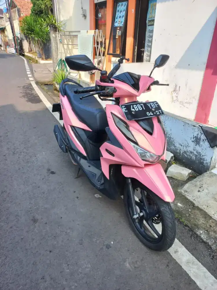 Honda Beat deluxe tahun 2022 surat² lengkap