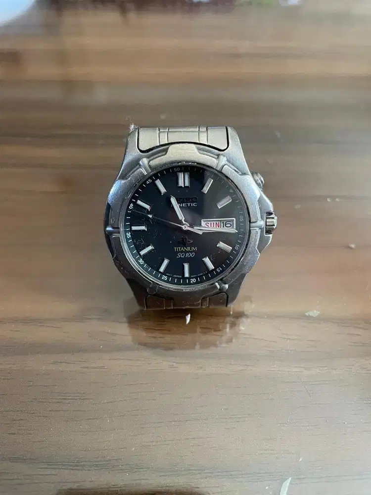 Jam Tangan Pria SEIKO Kinetic SQ 100 Seri 651078